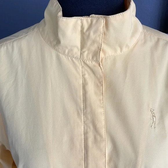 Izod buttercream mesh lined drawstring back convertible to vest golf jacket. Med - Picture 2 of 11